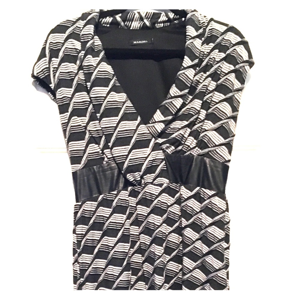 Black and white t-length dress